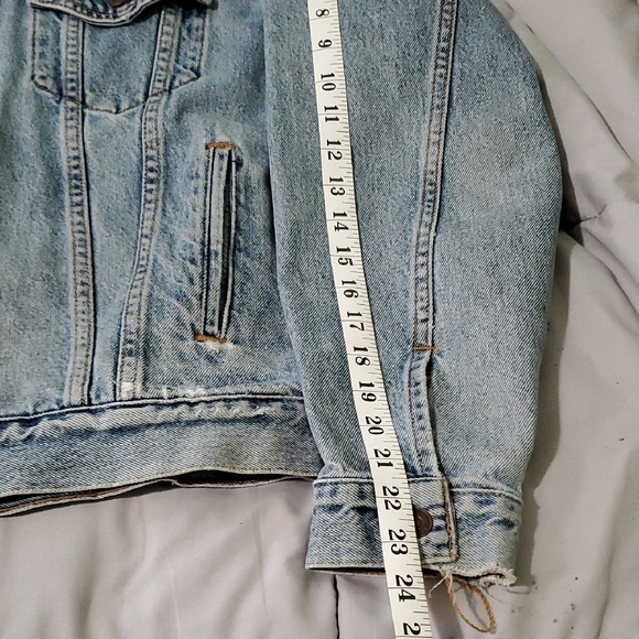 Levi's Light Blue Denim Jacket - Picture 8 of 10